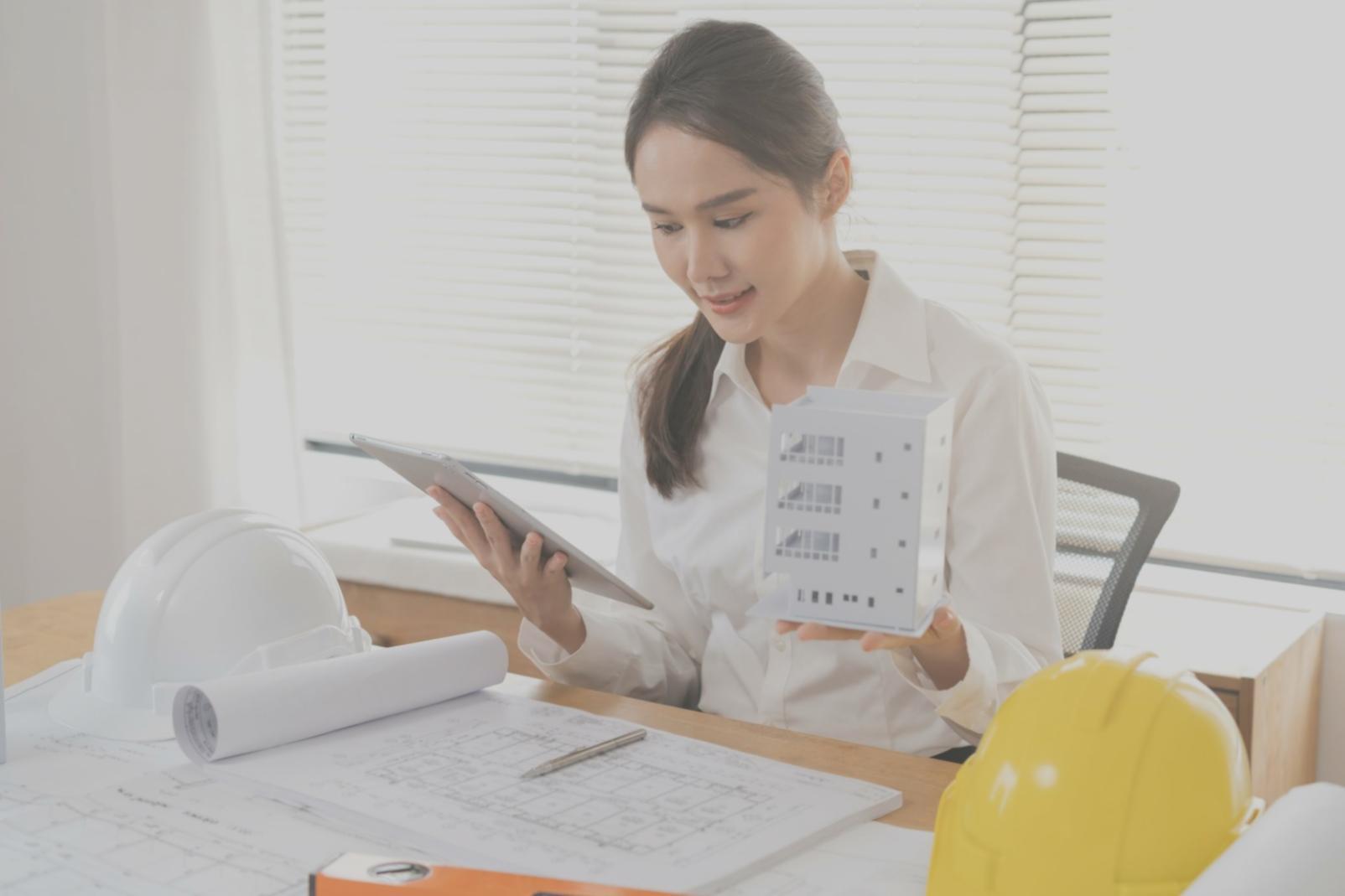 Kubernetes cluster visualization with nodes and pod distribution